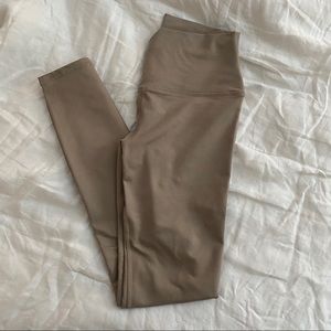 Alo Yoga High-Waist Airlift Legging